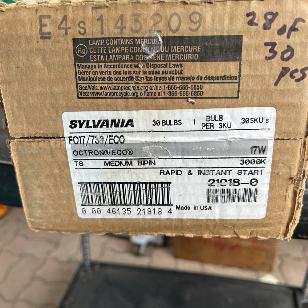 Sylvania 21918 FO17/730/ECO Octron T8 Fluorescent Bulbs 17W 3000K Case of 28 New
